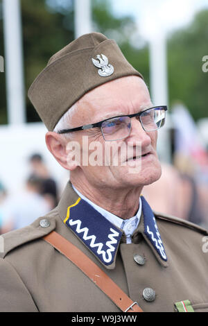 Warschau Polen ein Veteran des 2 Weltkrieges polnische NSZ Brygada Swietokrzyska Resistance Army Teil in 75-Veranstaltung findet im August 2019 Stockfoto