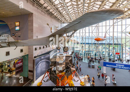 Blick auf den Innenbereich des Smithsonian National Air und Space Museum, Washington DC, District of Columbia, Vereinigte Staaten von Amerika Stockfoto