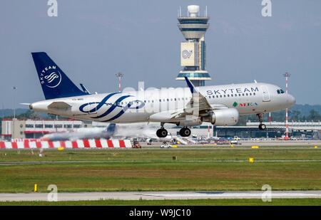 MEA - Middle East Airlines Airbus A320-200 (T7-MRD) in Malpensa (MXP/LIMC), Mailand, Italien in Malpensa (MXP/LIMC), Mailand, Italien Stockfoto