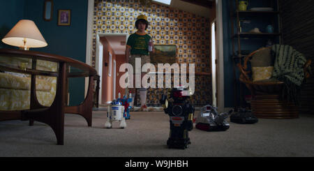 Die dritte Saison der amerikanischen Science Fiction - Horror web TV-Serie fremder Sachen, betitelt fremder Dinge 3. Die dritte Staffel stars Winona Ryder, David Harbour, Finn Wolfhard, Millie Bobby Brown, Gaten Matarazzo, Kaleb, McLaughlin, Noah Schnapp, Sadie Waschbecken, Natalia Dyer, Charlie Heaton, Joe Keery, dacre Montgomery, Maya Hawke, Priah Ferguson, und Cara Buono. Dieses Foto ist nur für den redaktionellen Gebrauch bestimmt und unterliegen dem Copyright der Film Company und/oder der bezeichneten Fotograf durch den Film oder die Produktion Firma zugewiesen. Stockfoto