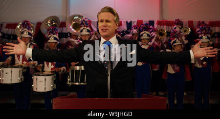 Die dritte Saison der amerikanischen Science Fiction - Horror web TV-Serie fremder Sachen, betitelt fremder Dinge 3. Die dritte Staffel stars Winona Ryder, David Harbour, Finn Wolfhard, Millie Bobby Brown, Gaten Matarazzo, Kaleb, McLaughlin, Noah Schnapp, Sadie Waschbecken, Natalia Dyer, Charlie Heaton, Joe Keery, dacre Montgomery, Maya Hawke, Priah Ferguson, und Cara Buono. Dieses Foto ist nur für den redaktionellen Gebrauch bestimmt und unterliegen dem Copyright der Film Company und/oder der bezeichneten Fotograf durch den Film oder die Produktion Firma zugewiesen. Stockfoto