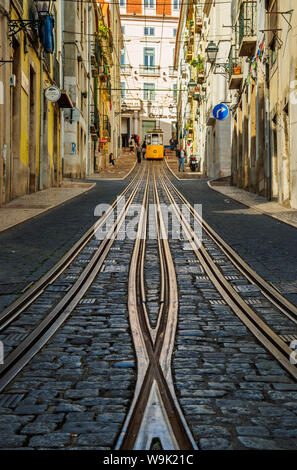 Ansicht der Bica Standseilbahn, Lissabon, Portugal, Europa Stockfoto