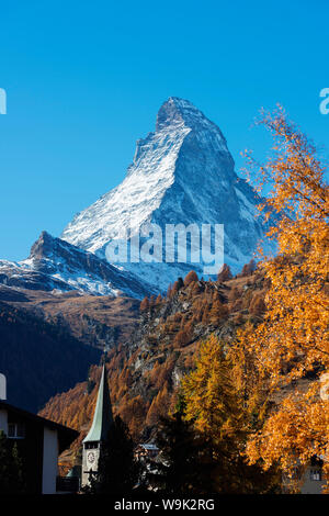 Das Matterhorn, 4478 m, im Herbst, Zermatt, Wallis, Schweizer Alpen, Schweiz, Europa Stockfoto