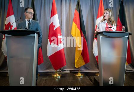 Toronto, Kanada. 14 Aug, 2019. Heiko Maas (SPD), Außenminister, und Chrystia Freeland, Außenminister von Kanada, geben eine Pressekonferenz in Toronto. Maas ist in Kanada zu politischen Gesprächen. Credit: Kay Nietfeld/dpa/Alamy leben Nachrichten Stockfoto