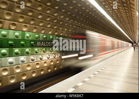 U-Bahn-Wagen Malostranska Bahnhof, Mala Strana, Prag, Tschechische Republik, Europa Stockfoto