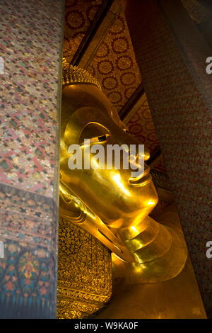 Wat Pho (Wat Phra Chetuphon) (Tempel des liegenden Buddha), Bangkok, Thailand, Südostasien, Asien Stockfoto