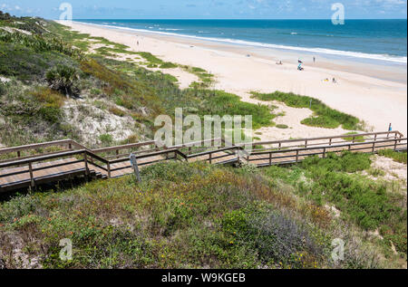 Schöne und natürliche North Beach in Santa Cruz bewahren in Ponte Vedra Beach, Florida. (USA) Stockfoto