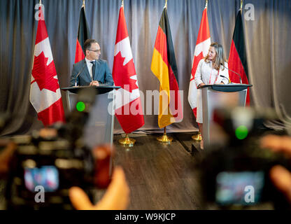 Toronto, Kanada. 14 Aug, 2019. Heiko Maas (SPD), Außenminister, und Chrystia Freeland, Außenminister von Kanada, geben eine Pressekonferenz in Toronto. Maas ist in Kanada zu politischen Gesprächen. Credit: Kay Nietfeld/dpa/Alamy leben Nachrichten Stockfoto