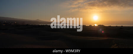 Sonnenaufgang über dem Atlantik, Maspalomas, Gran Canaria Stockfoto