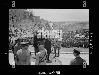 Arabische Rekruten auf Parade in Jerusalem. Rekruten, die Jaffa Gate, wo Bezirk Com [Kommissar] Salute nahm, näher ansehen Stockfoto