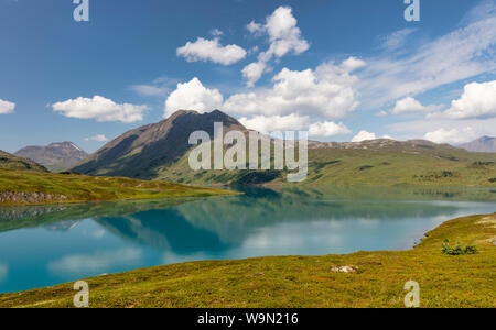 Lost Lake und der Kenai Mountains in Southcentral Alaska. Sommer. Am Nachmittag. Stockfoto