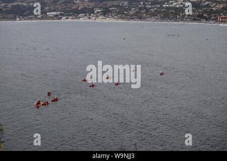 Bunte Kajaks in der La Jolla Cove San Diego Stockfoto