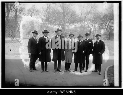 Benton M. Französisch, Adison T.Smith, und group], 11/24/22 Stockfoto