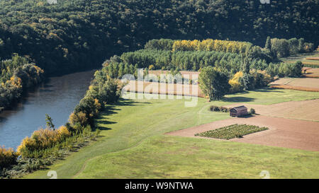 Bauernhöfe an der Dordogne im Perigord Region in Frankreich Stockfoto