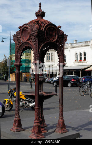 Reich verzierten viktorianischen Cast-Iron Trinkbrunnen in Williamstown, Melbourne, Australien Stockfoto