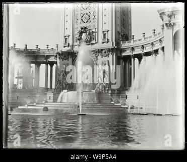 Die elektrische Turm auf der Panamerikanischen Ausstellung Welt statt in Buffalo, New York, USA, vom 1. Mai bis November 2, 1901. Bild von 4x5 Zoll Glas negativ. Stockfoto