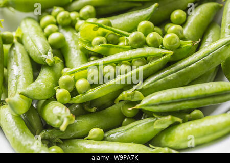 Frische Erbsen Samen und Hülsen - Close up Stockfoto