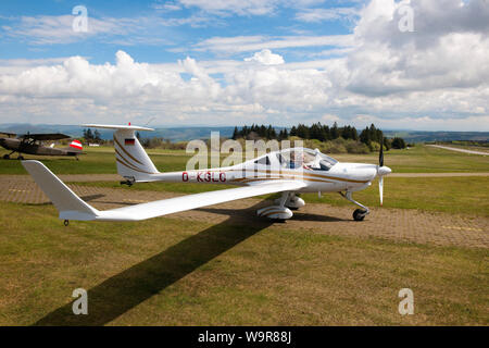 HK 36 TC 114 Diamond Flugzeug Super Dimona, Zweisitzer, Luftschraube, Rotax Motor, Wasserkuppe, Gersfeld, Fulda, Hessen, Deutschland, Europa Stockfoto