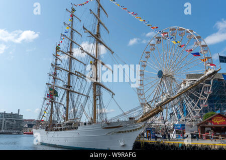 Der brasilianischen Marine Cisne Branco Schiff Vorbereitung für das Tall Ship Race Hafen in Bergen, Norwegen 2019 Stockfoto