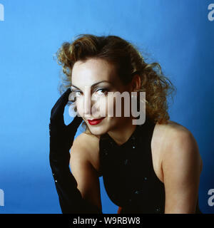 Ute Lemper, deutsche Musicaldarstellerin, Chansonsängerin und Plant, Deutschland 1992. Deutsche musical Schauspielerin und chansonsängerin Ute Lemper, Deutschland 1992. Stockfoto