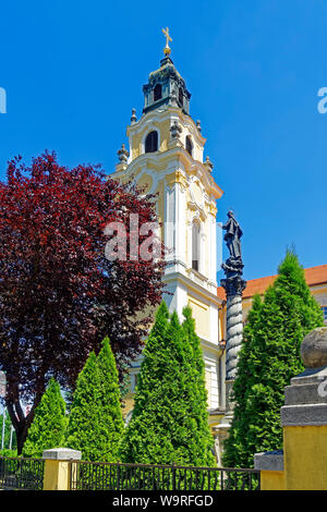 Kirche, Jézus Szíve Templom, Dreifaltigkeitssäule Stockfoto