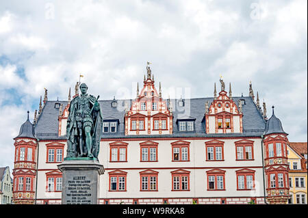 Coburg Franken, Deutschland): Marktplatz mit Denkmal des Prinzen Albert; Coburg (Franken, Deutschland): Marktplatz mit Denkmal für Prinz Albert Stockfoto