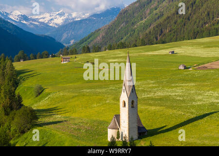 Alte Kirche in Kails bin Grosglockner Stockfoto