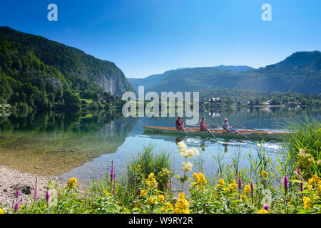 Grundlsee: Grundlsee östlichen Ende, Ruderboot, Ansicht gößl in Ausseerland-Salzkammergut, Steiermark, Steiermark, Österreich zu Viertel Stockfoto