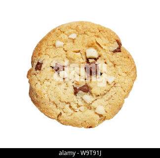 Die Chocolate Chip Cookies und Macadamia auf weißem Hintergrund Stockfoto