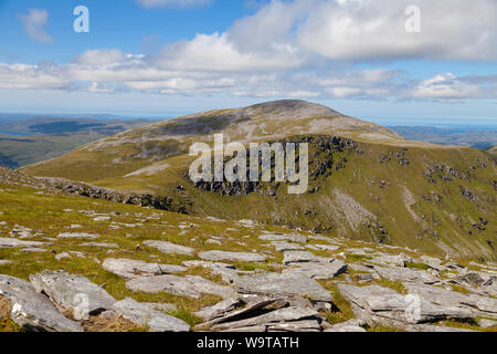 Mit Blick auf den Gipfel des Corbett Meallan Liath Bottighofen Mhic Dhughaill, Sutherland, Schottland Stockfoto