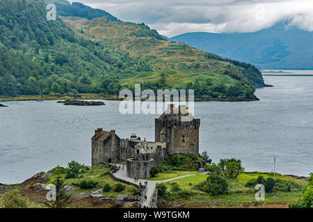 Eilean Donan Castle - mehrere Ansichten Stockfoto