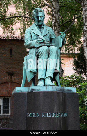 Søren Kierkegaard, dänischer Philosoph, bronze, Skulptur, Statue in der Königlichen Bibliothek, Kopenhagen, Dänemark, Europa Stockfoto