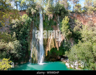 Wasserfall, Cascade de Sillans, auch genannt Sillans la Cascade, im Sommer, Var, Provence-Alpes-Côte d'Azur, Frankreich Stockfoto