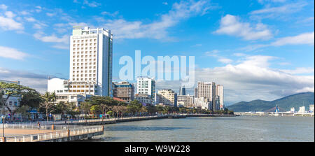 Da Nang, Vietnam - Januar 05, 2019: Panorama der Stadt Da Nang mit Fluss Han Stockfoto