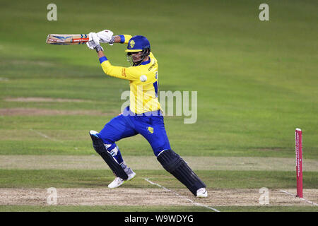 CHESTER LE STREET, AUG 15TH-Durham Alex Lees batting während der Vitalität T20 Blast Match zwischen Durham und Worcestershire Rapids im Emirates Riverside, Chester Le Street am Donnerstag, 15. August 2019. (Credit: Mark Fletcher | MI Nachrichten) Credit: MI Nachrichten & Sport/Alamy leben Nachrichten Stockfoto