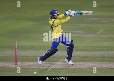 CHESTER LE STREET, AUG 15TH-Durham Peter Handscomb batting während der Vitalität T20 Blast Match zwischen Durham und Worcestershire Rapids im Emirates Riverside, Chester Le Street am Donnerstag, 15. August 2019. (Credit: Mark Fletcher | MI Nachrichten) Credit: MI Nachrichten & Sport/Alamy leben Nachrichten Stockfoto