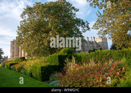 Grimsthorpe, Vereinigtes Königreich. 15 Aug, 2019. Ein Blick auf grimsthorpe Schloss in Lincolnshire, Kredit: Jonathan Clarke/Alamy leben Nachrichten Stockfoto