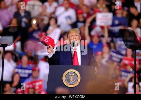 Manchester, New Hampshire, USA. 15 Aug, 2019. Präsident Donald J. Trumpf Kampagnen in Manchester, New Hampshire. Credit: Preston Ehrler/ZUMA Draht/Alamy leben Nachrichten Stockfoto