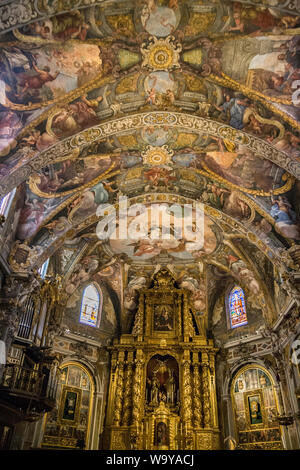 Valencia, Spanien - 24.07.2019: Parroquia und Iglesia de San Nicolas de Bari y San Pedro Martir - die Kirche und die Pfarrei Stockfoto