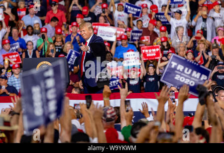 Manchester, New Hampshire, USA. 15 Aug, 2019. August 15, 2019, Manchester, New Hampshire, USA: US-Präsident Donald Trump campaigning an der Southern New Hampshire University Arena in Manchester, New Hampshire, USA. Quelle: Lba Co.Ltd./Alamy leben Nachrichten Stockfoto