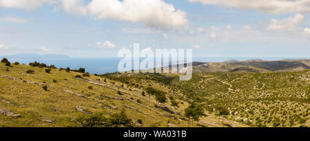 Top view Panorama der Insel Hvar in Kroatien mit schönen Natur Landschaft Stockfoto