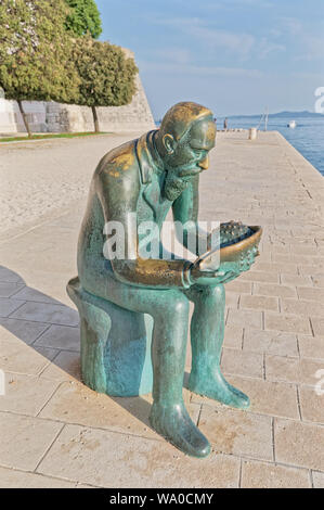 Spiridon Brusina Denkmal in Zadar Stockfoto