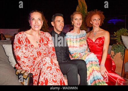 Tatjana Patitz, Marcel Remus, Anna Ermakova und Eva Herzigova Teilnahme an der Remus Lifestyle Nacht 2019 am Llaut Palace Hotel am 1. August 2019 in Palma de Mallorca, Spanien. Stockfoto