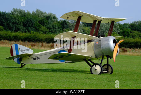 Der Sopwith Dreidecker war eine britische Einzelsitz Jagdflugzeug entworfen und von der Sopwith Aviation Company während des Ersten Weltkrieges hergestellt. Stockfoto