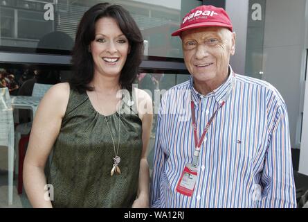 Monza, Italien. 09 Sep, 2012. Monza, Italien - September 09, 2012: FIA Formel 1-Weltmeisterschaft im Autodromo di Monza mit Sky TV-Moderatorin Tanja Bauer und Racing Legende Niki Lauda | Verwendung der weltweiten Kredit: dpa/Alamy leben Nachrichten Stockfoto