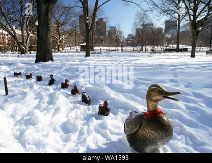 Boston Public Garden im Winter Stockfoto