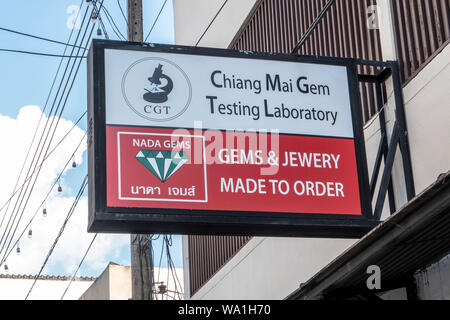 Amüsante Rechtschreibfehler gem Testing Laboratory zeichen Chiang Mai Thailand Stockfoto