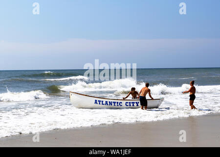 Auf Aufgabe Rettungsschwimmer in Atlantic City, New Jersey, USA Stockfoto