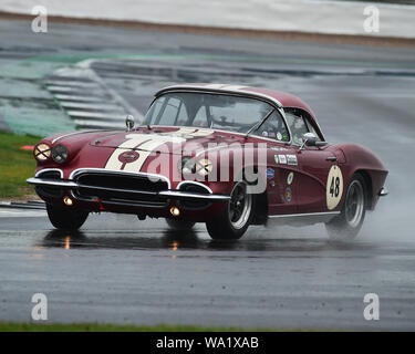 Alan Letts, Peter James, Chevrolet Corvette, Royal Automobile Club Tourist Trophy, für historische Autos, Pre 63 GT, Silverstone Classic, Silverstone, noch Stockfoto