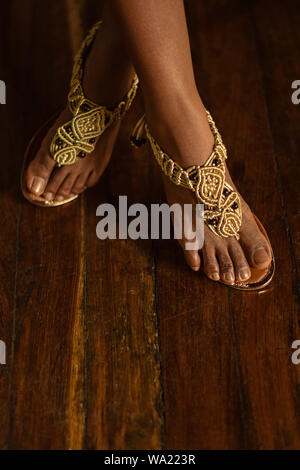 Handgefertigte macrame Sandalen von amaru Kolumbien Stockfoto